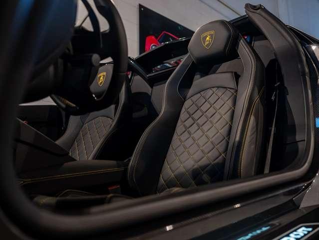 Lamborghini Aventador Roadster 6.5 S+LIFT+FULLCARBON+8000KM+