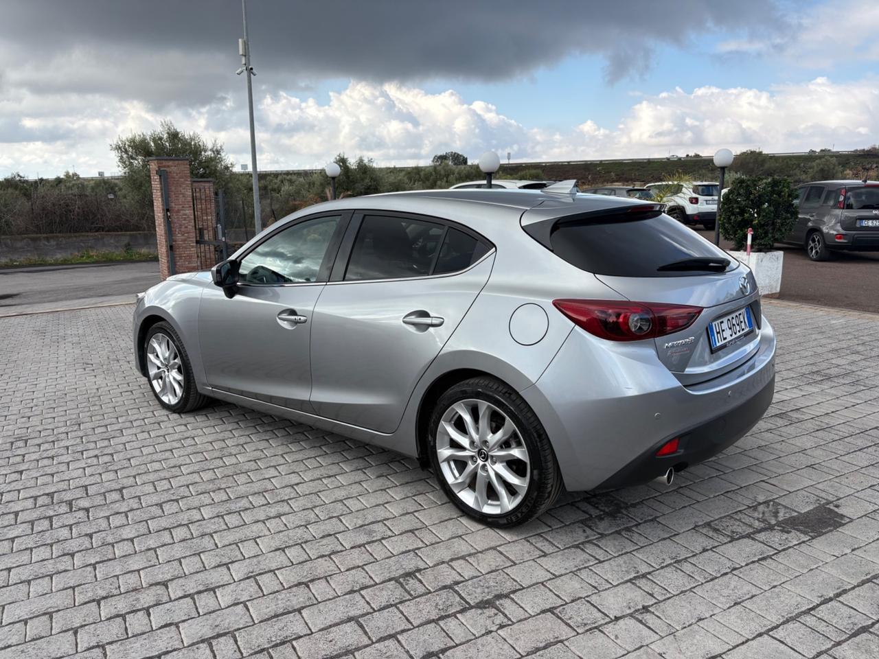 Mazda 3 2.2 Skyactiv-D Exceed