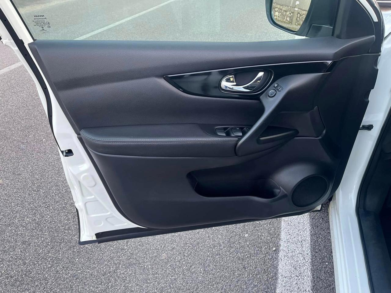 Nissan Qashqai 1.6 dCi 4WD 131CV TETTO N-Connecta