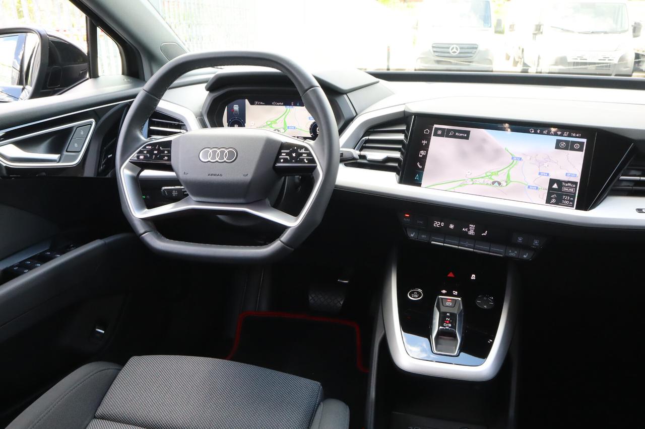 Audi Q4 E Tron 45 QUATTRO ACC LED CAMERA 19" SOLO 14.500KM!