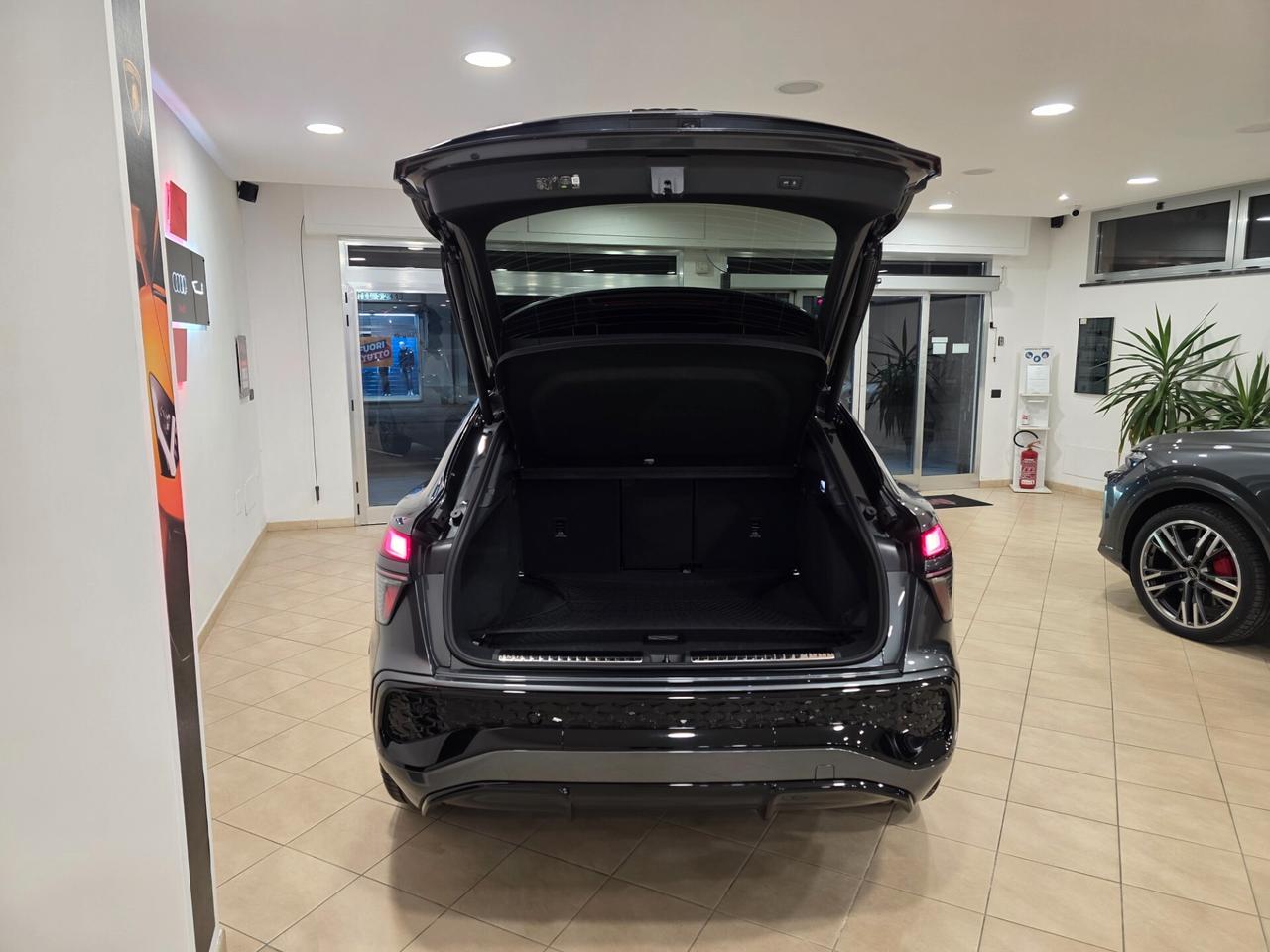 Audi Q3 SPB TDI 110 kW S tronic Line edition