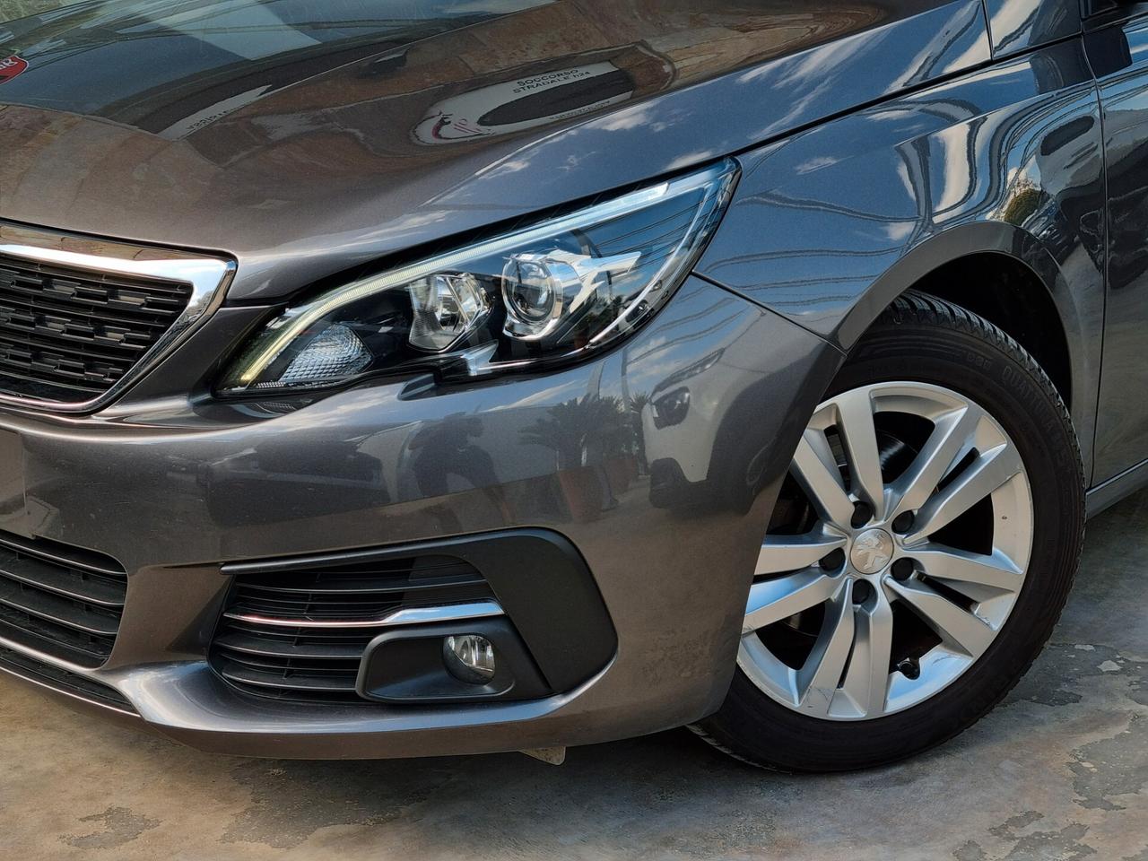 Peugeot 308 BlueHDi 120 S&S EAT6 Business