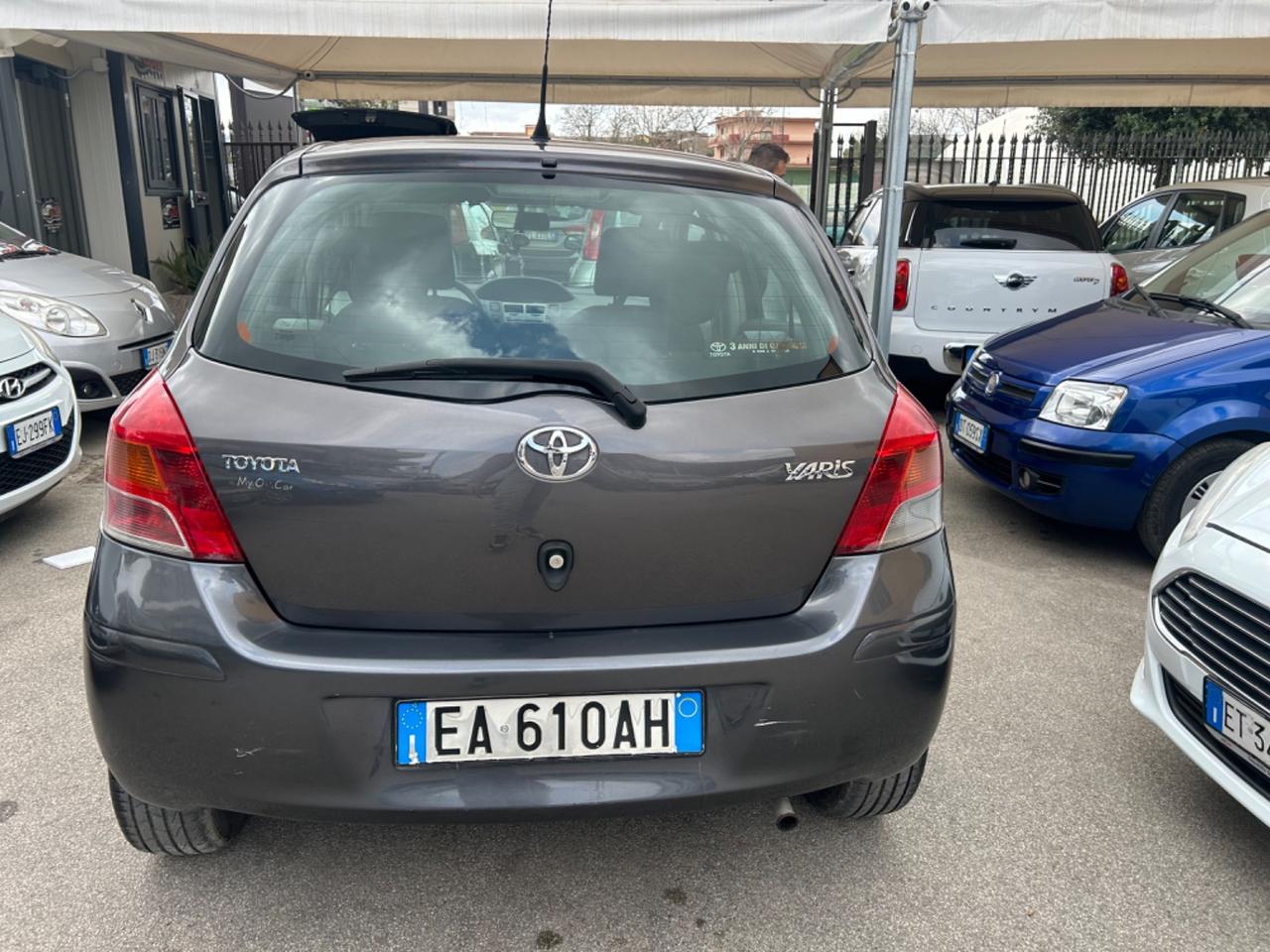 Toyota Yaris 1.0 5 porte