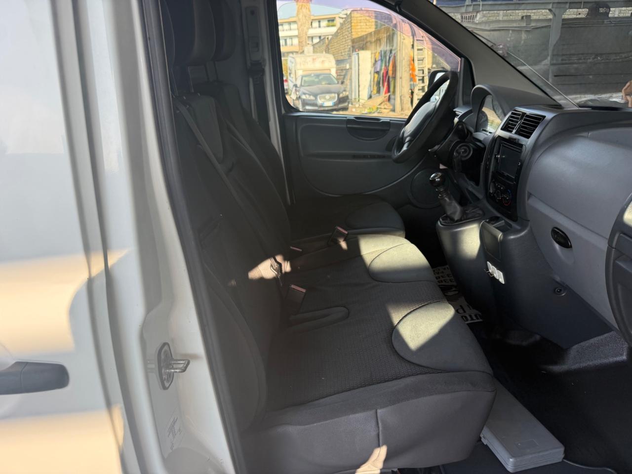 Peugeot Expert 2.0 Diesel 125 Cv