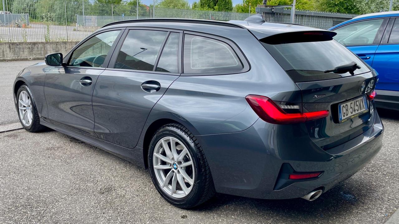 Bmw 320d Xdrive Touring Advantage LED