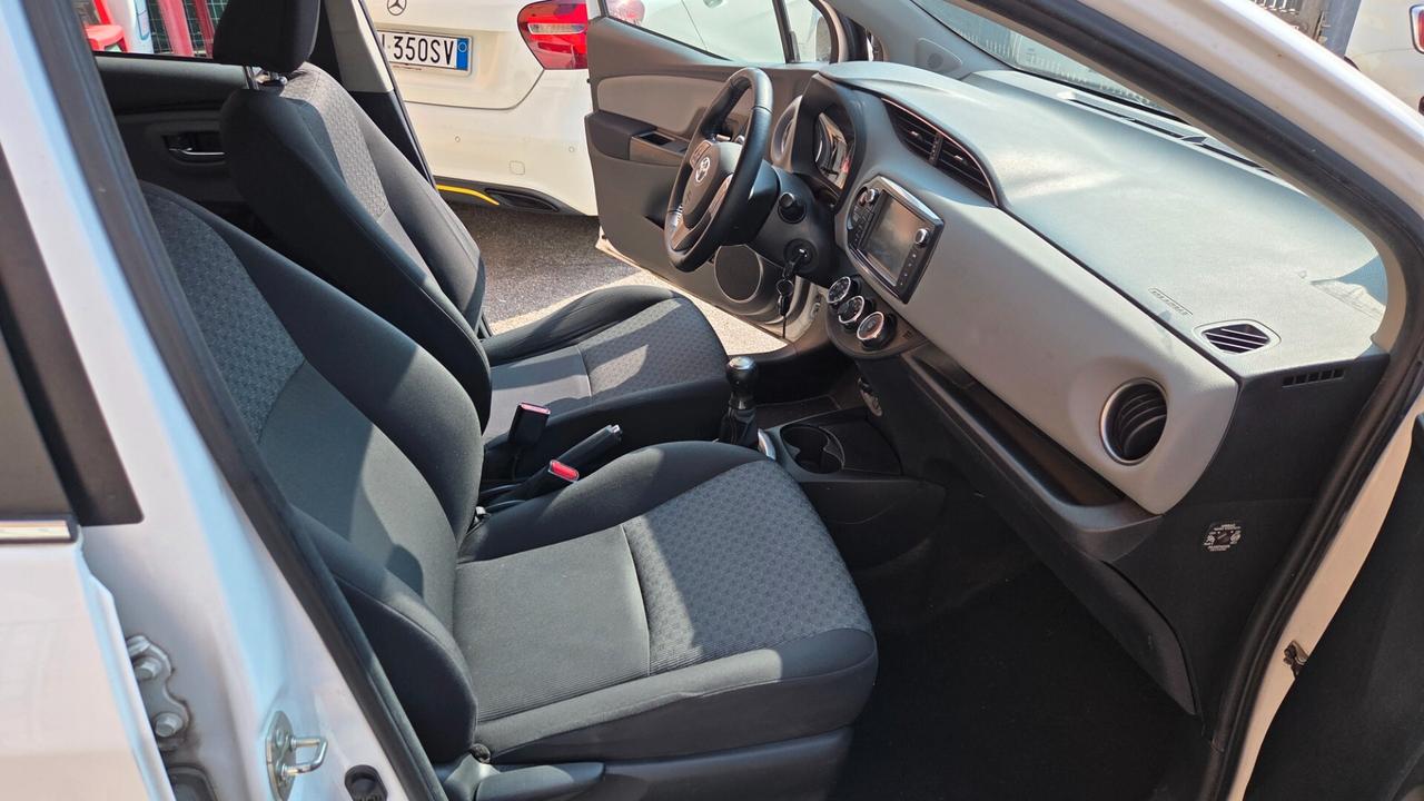 Toyota Yaris 1.0 5 porte Lounge UNICO PROPRIETARIO