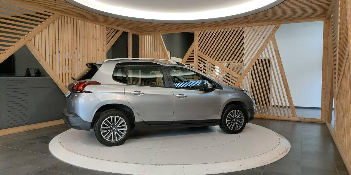 Peugeot 2008 1.5 bluehdi Active s&s 100cv 5marce