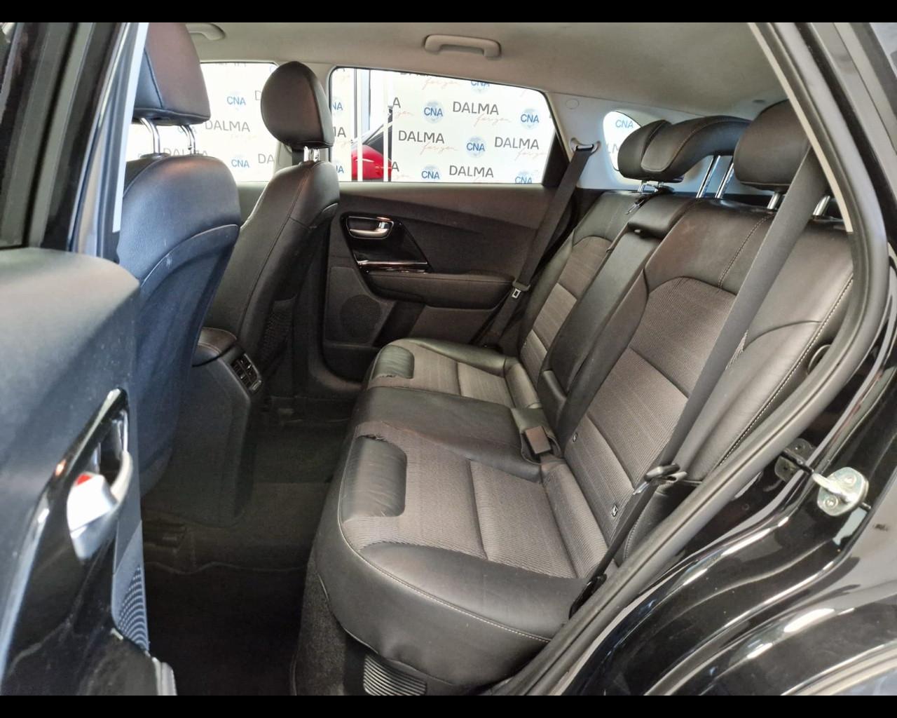 KIA Niro I - Niro 1.6 gdi hev Urban Adas Pack dct my18