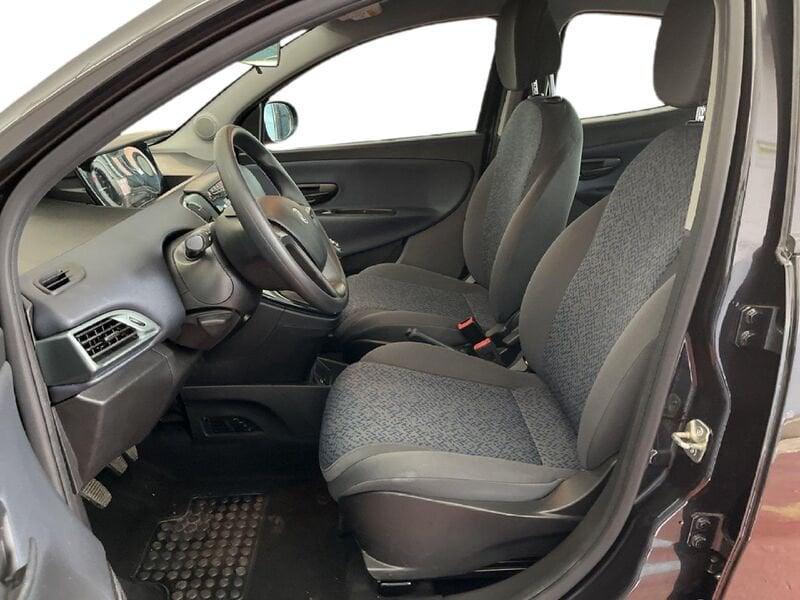Lancia Ypsilon NUOVA My24 402 Oro 1.0