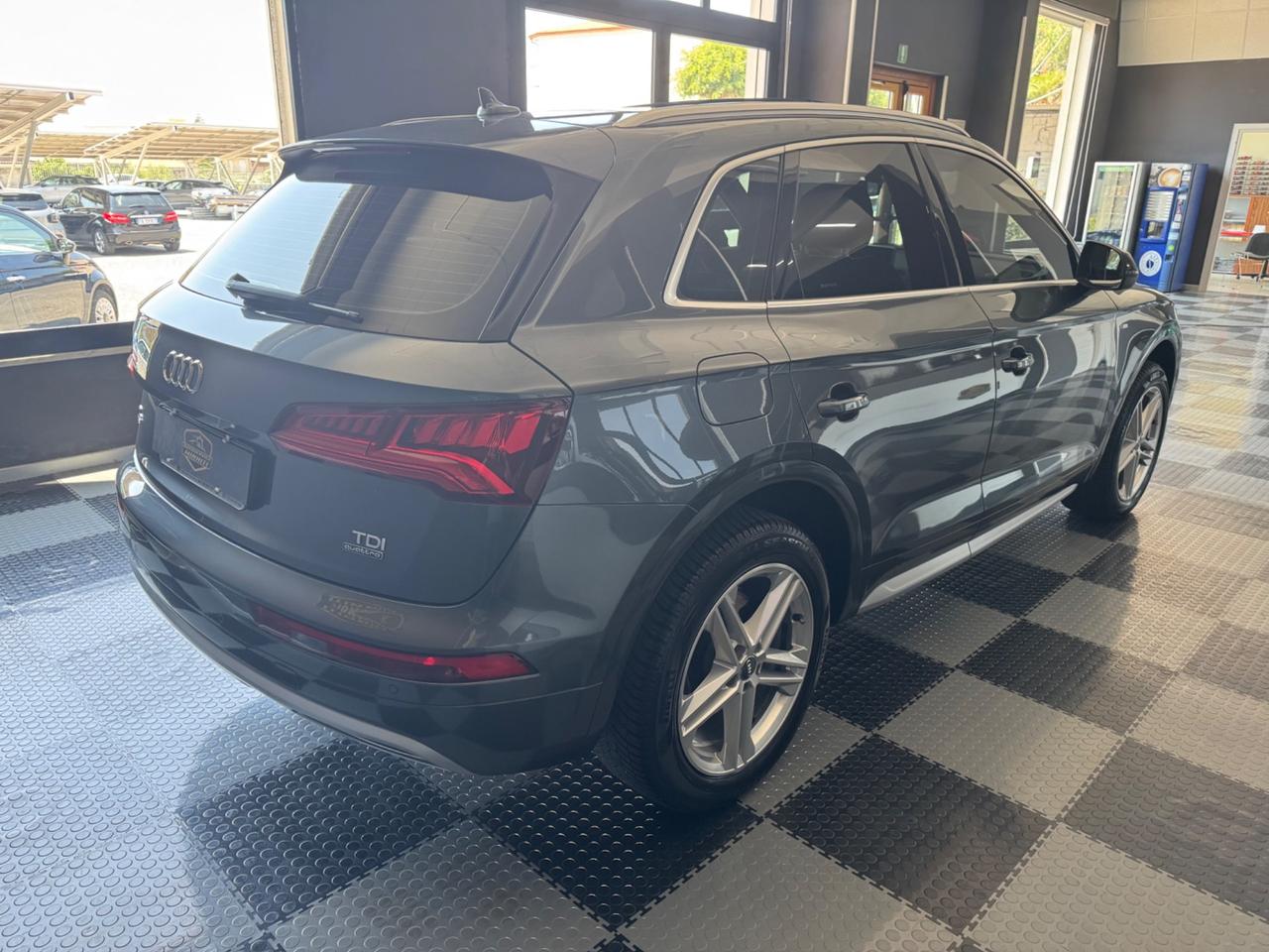 Audi Q5 2.0 TDI 190 CV quattro S tronic Sport
