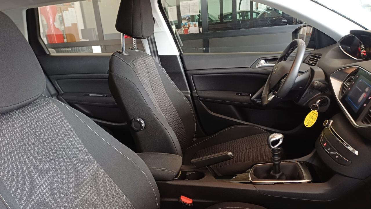 Peugeot 308 BlueHDi 100 S&S SW 2020 60000km!!