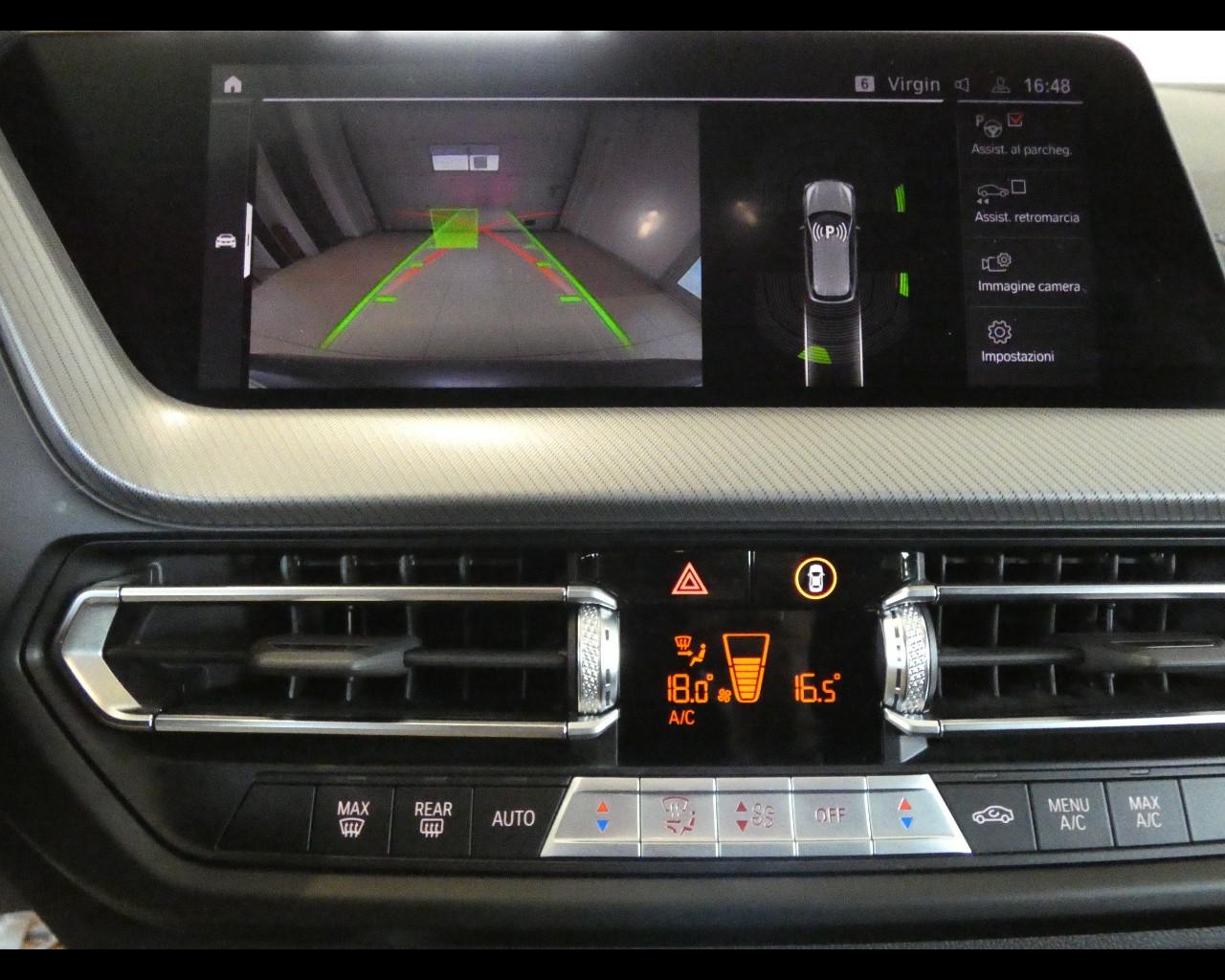 BMW Serie 1 (F40) - M 135i xDrive