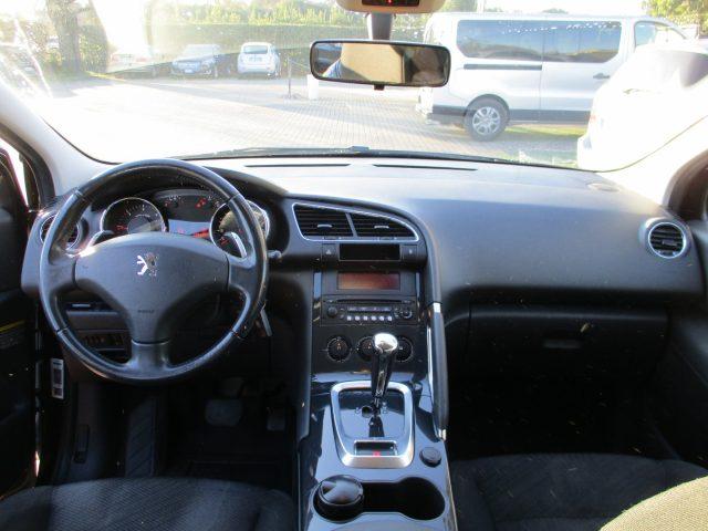 PEUGEOT 3008 1.6 HDi 110CV cambio robotizzato Outdoor
