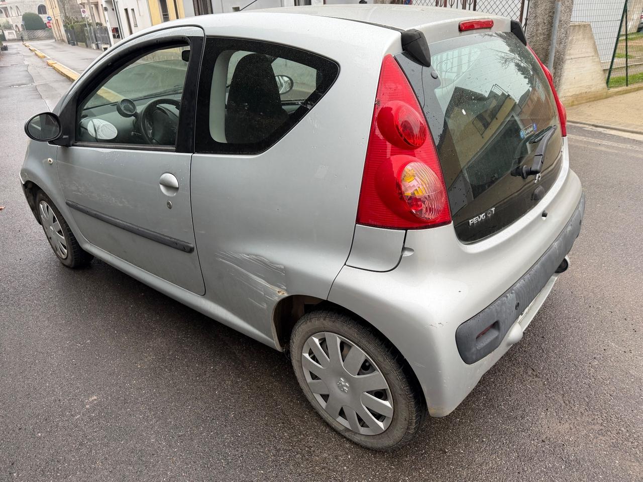 Peugeot 107 1.0 68CV 3p. Desir