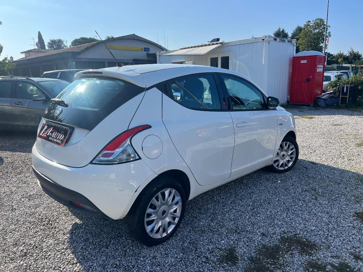 LANCIA - Ypsilon 1.2 8v Gold c/CL ecochic Gpl 69cv