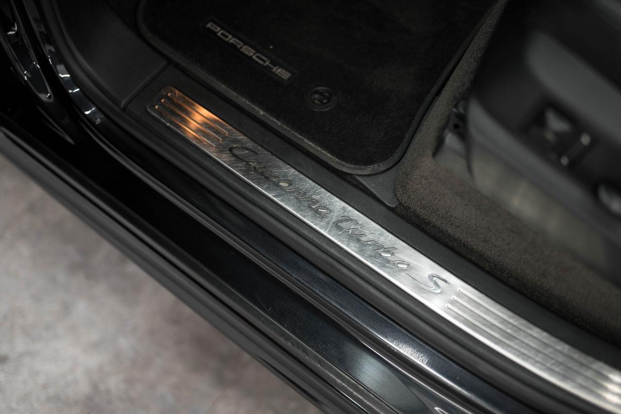 Porsche Cayenne 4.5 cat Turbo S