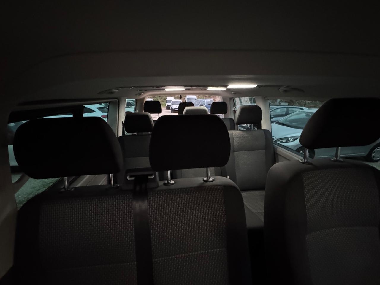 Volkswagen Caravelle 2.0 TDI 110CV 9 Posti Trendline