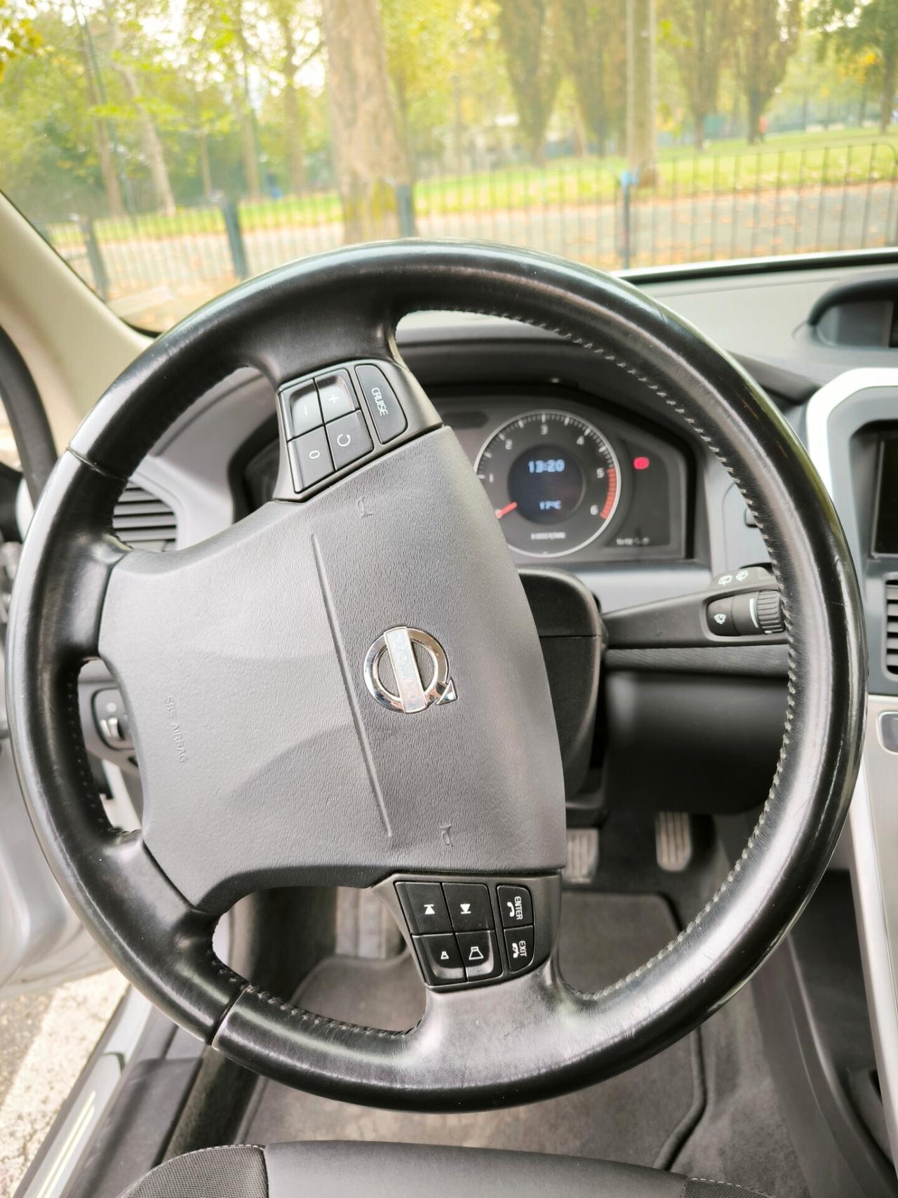Volvo XC60 2.4 D 163 CV AWD Summum