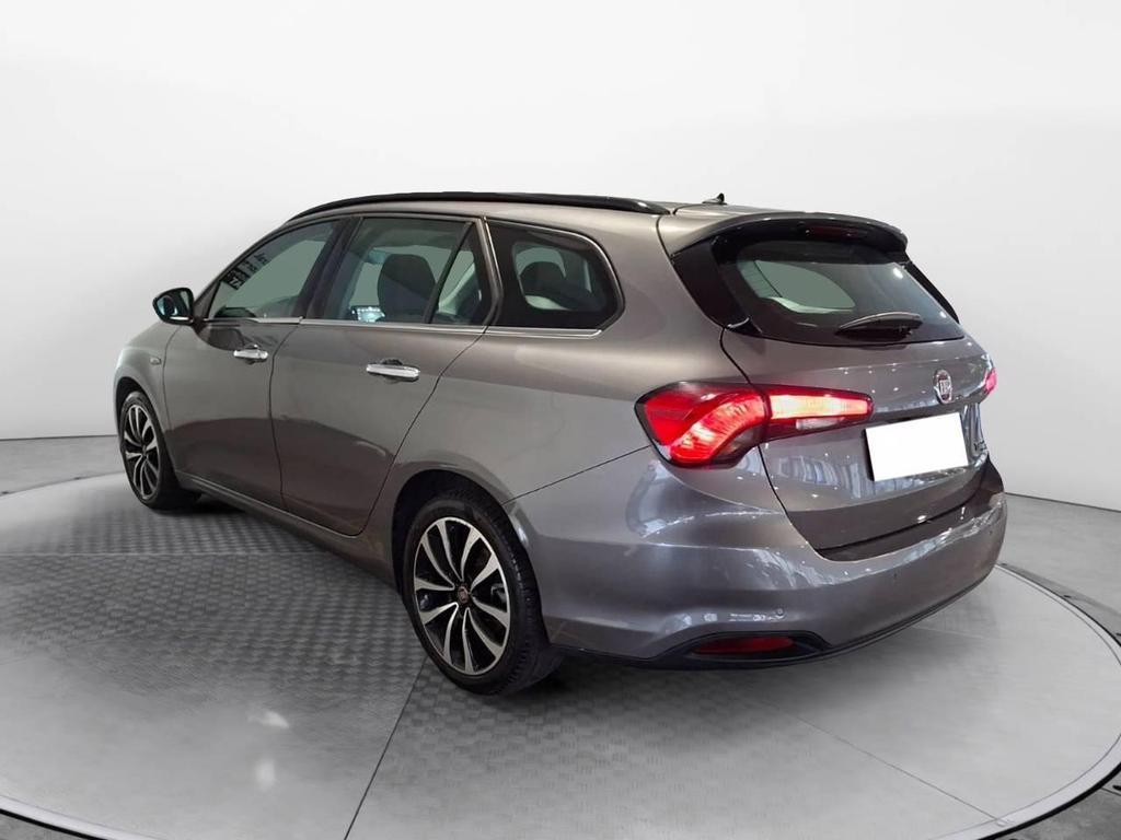 Fiat Tipo Station Wagon 1.6 Multijet Lounge