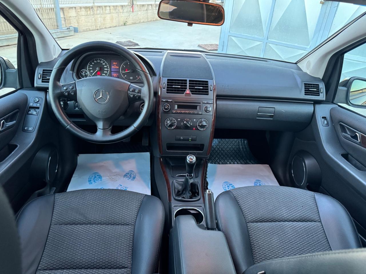 Mercedes-benz A 160 BlueEFFICIENCY Elegance