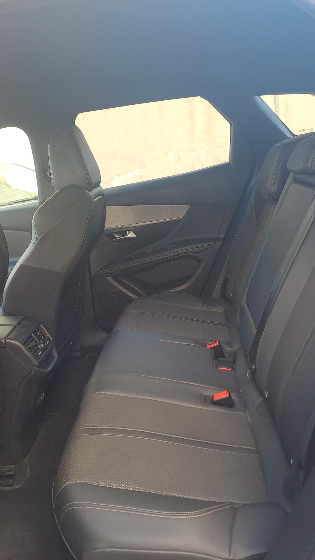 Peugeot 3008 BlueHDi 130cv EAT8 GT