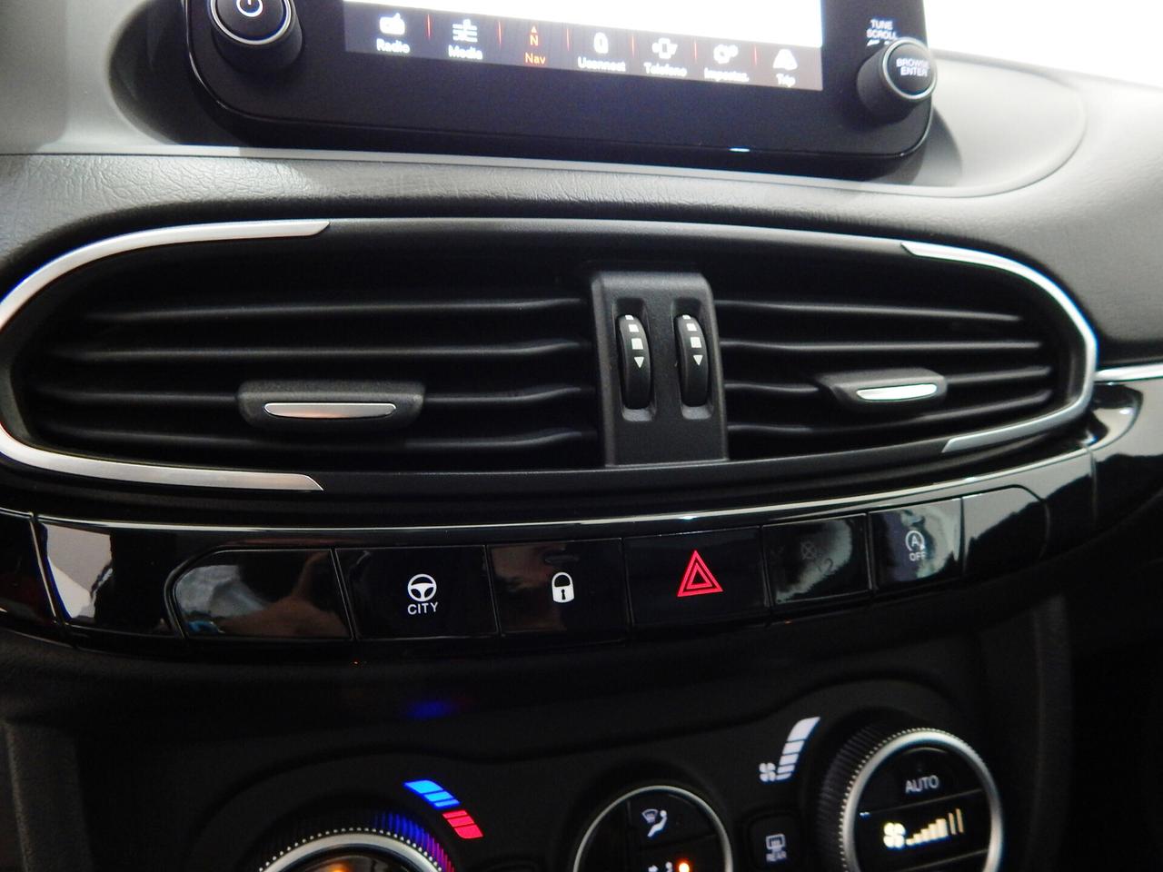 Fiat Tipo 1.6 Mjt S&S 5 porte Cross