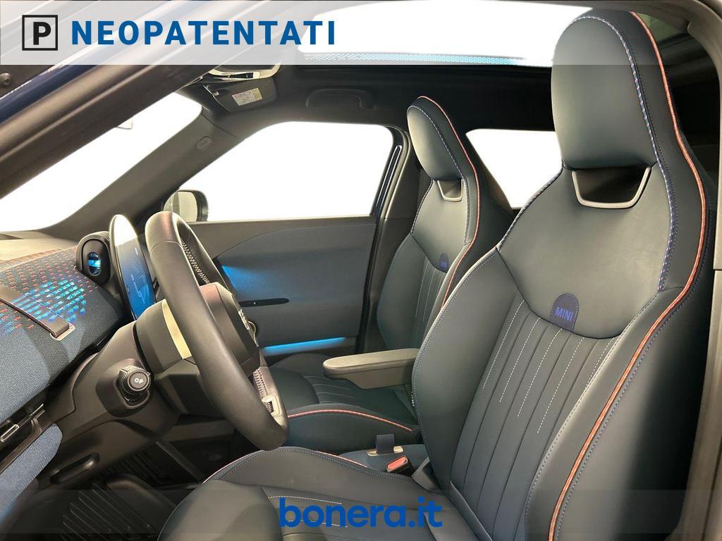 Mini Mini Aceman All-Electric E Favoured