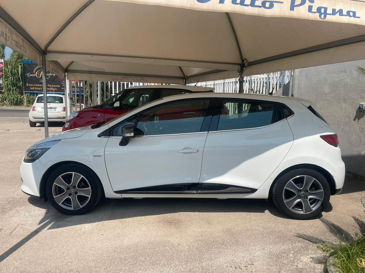 Renault Clio 1.2 75CV 5 porte Costume National