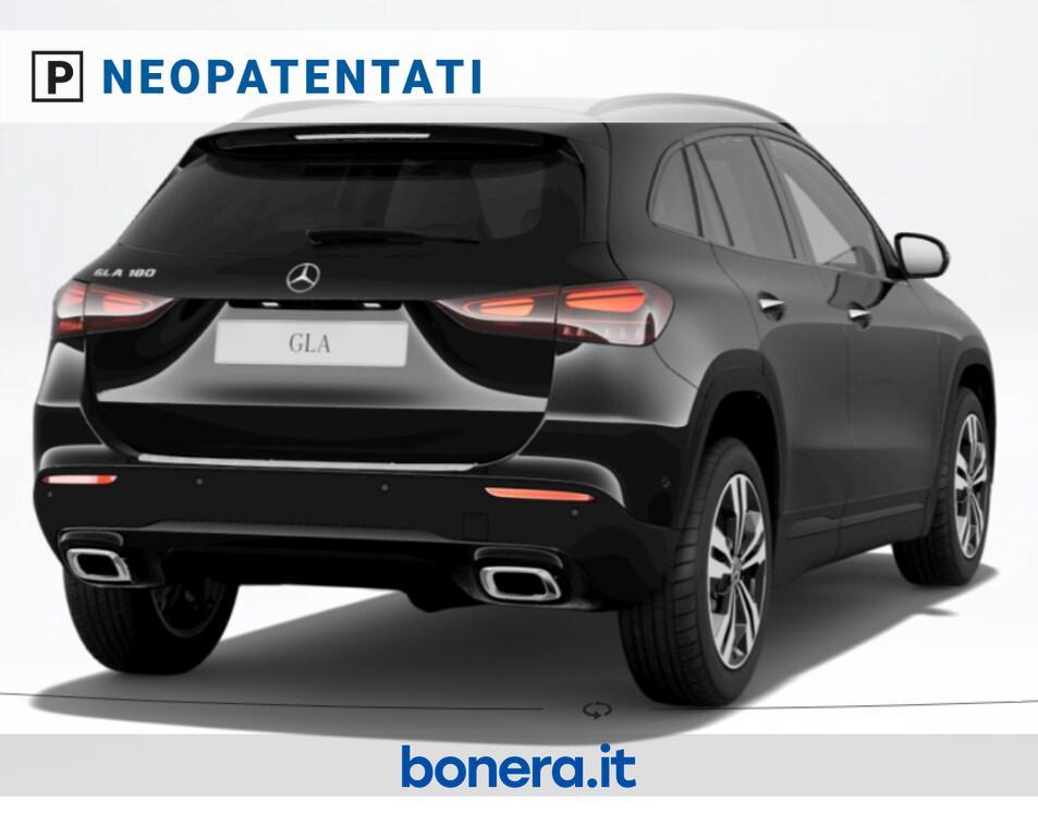 Mercedes GLA 180 180 Progressive Advanced Plus 7G-DCT