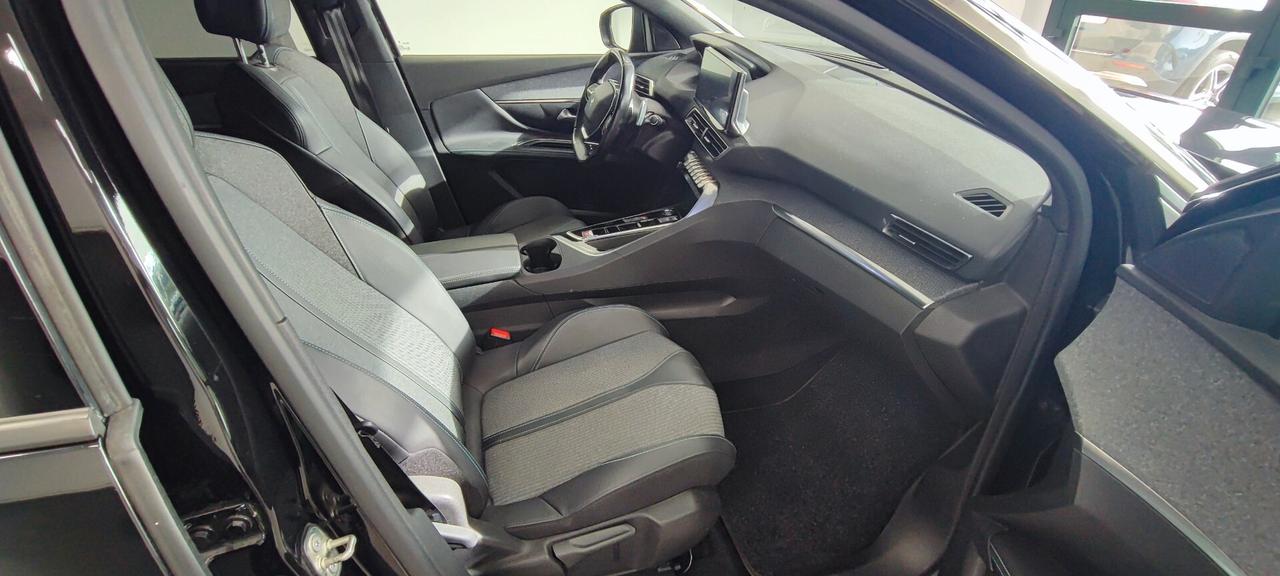 Peugeot 5008 BlueHDi 130 S&S EAT8 Allure Pack