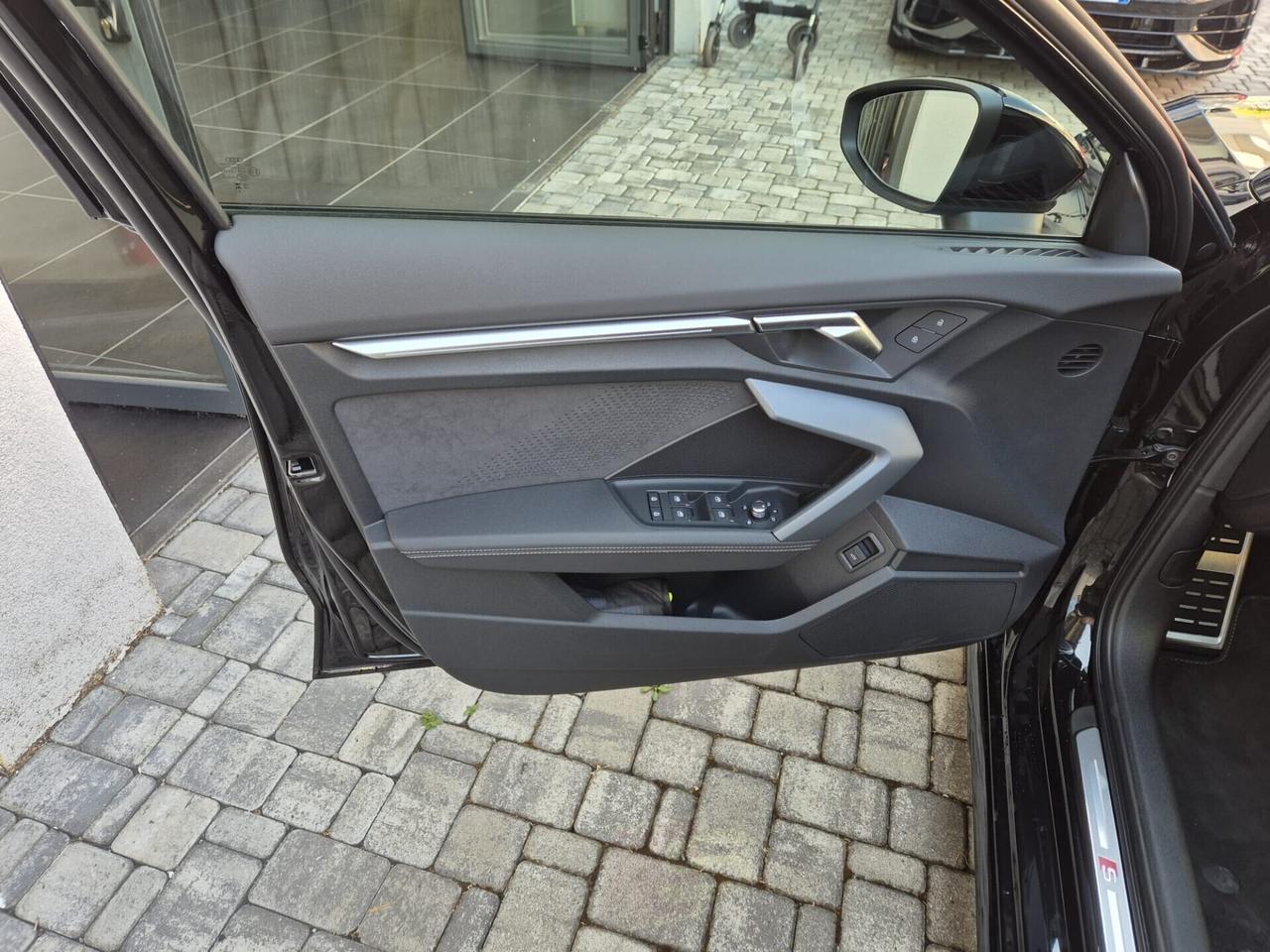 Audi S3 Sportback 2.0 tfsi quattro s-tronic 333CV