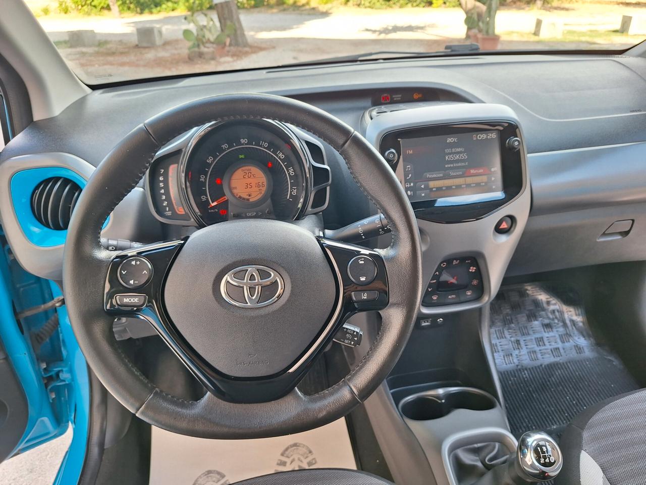 Toyota Aygo 1.0 5 porte x-cool 35000 km 2019