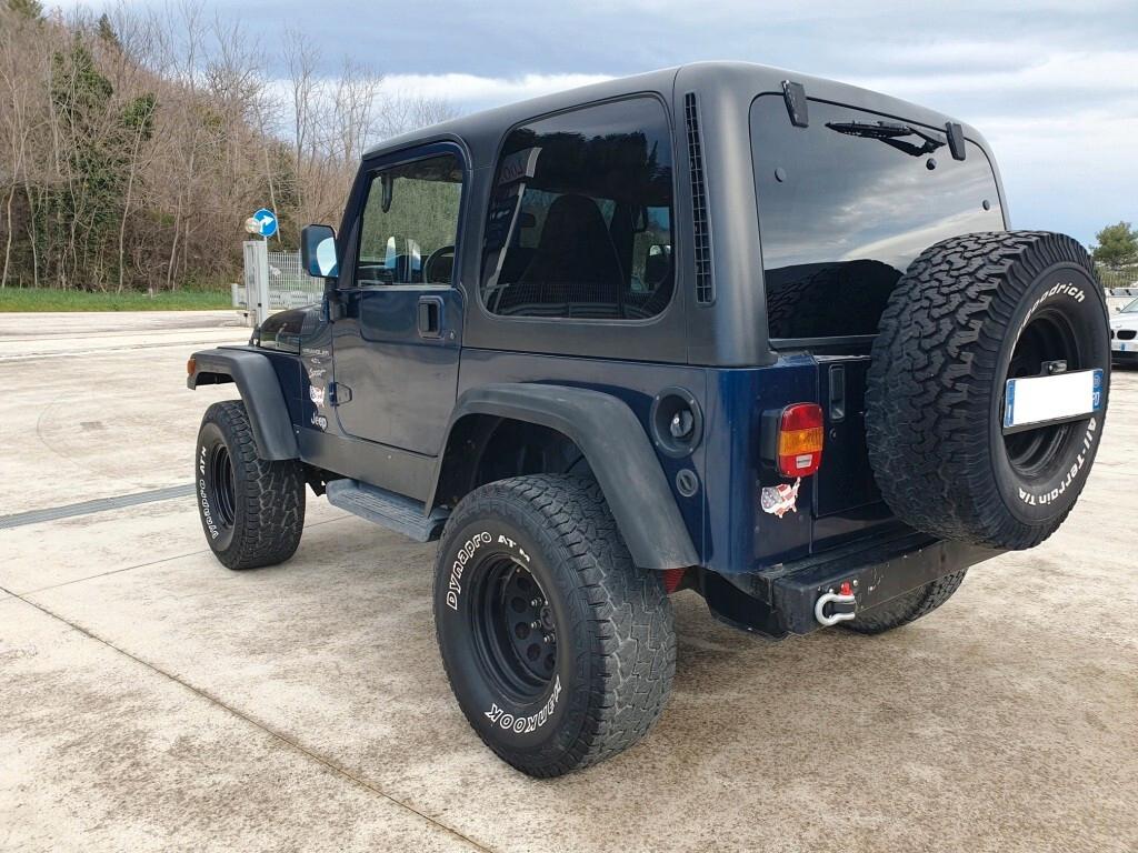 Jeep Wrangler 4.0 cat Sport -GPL