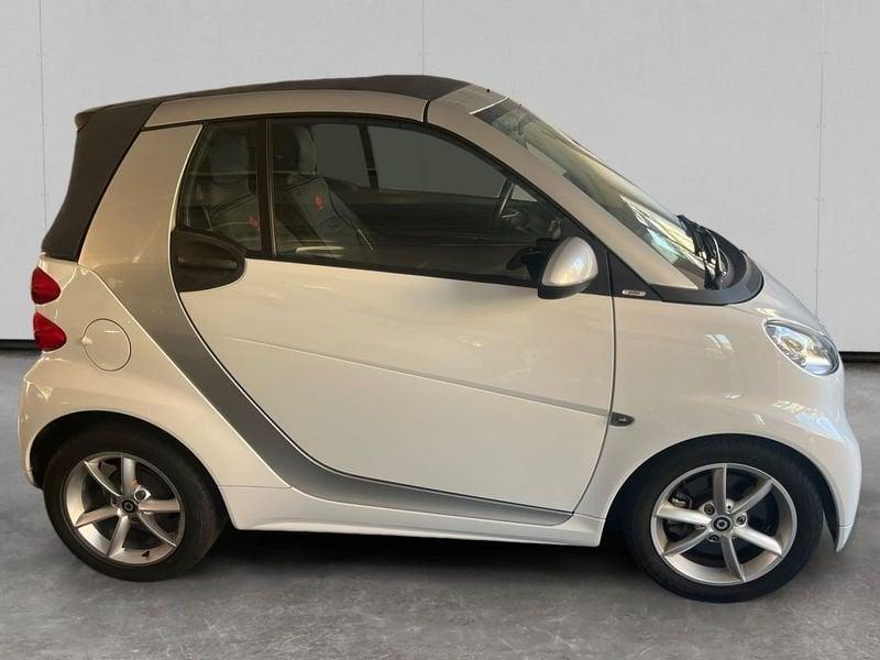 smart fortwo Cabrio 1.0 mhd Pulse 71cv FL