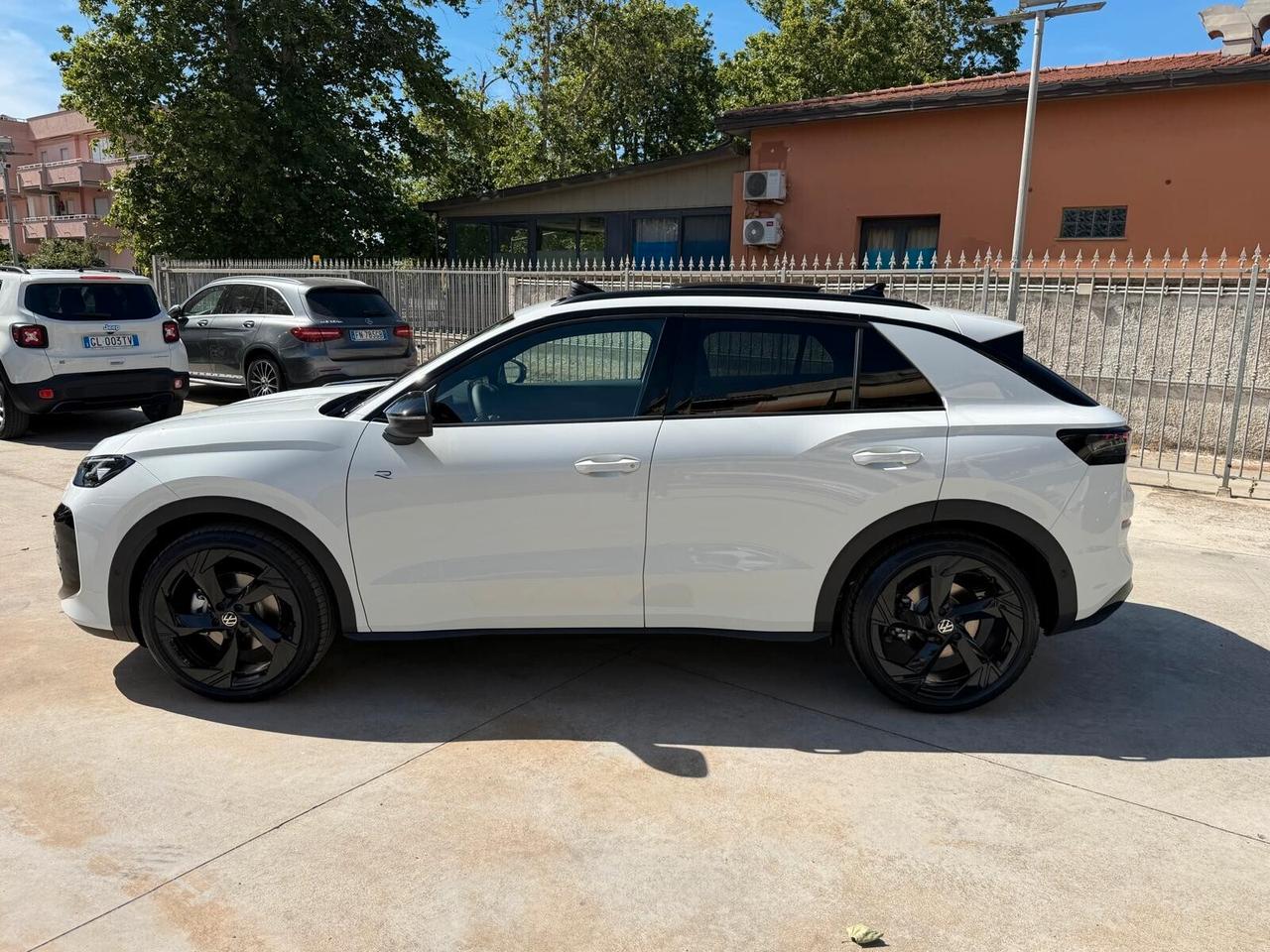 Volkswagen T-Roc 1.5 eTSI ACT 150 CV DSG R-Line