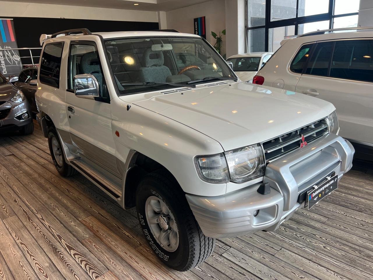Mitsubishi Pajero 2.5 TDI Metal-top S.S. GLS Target