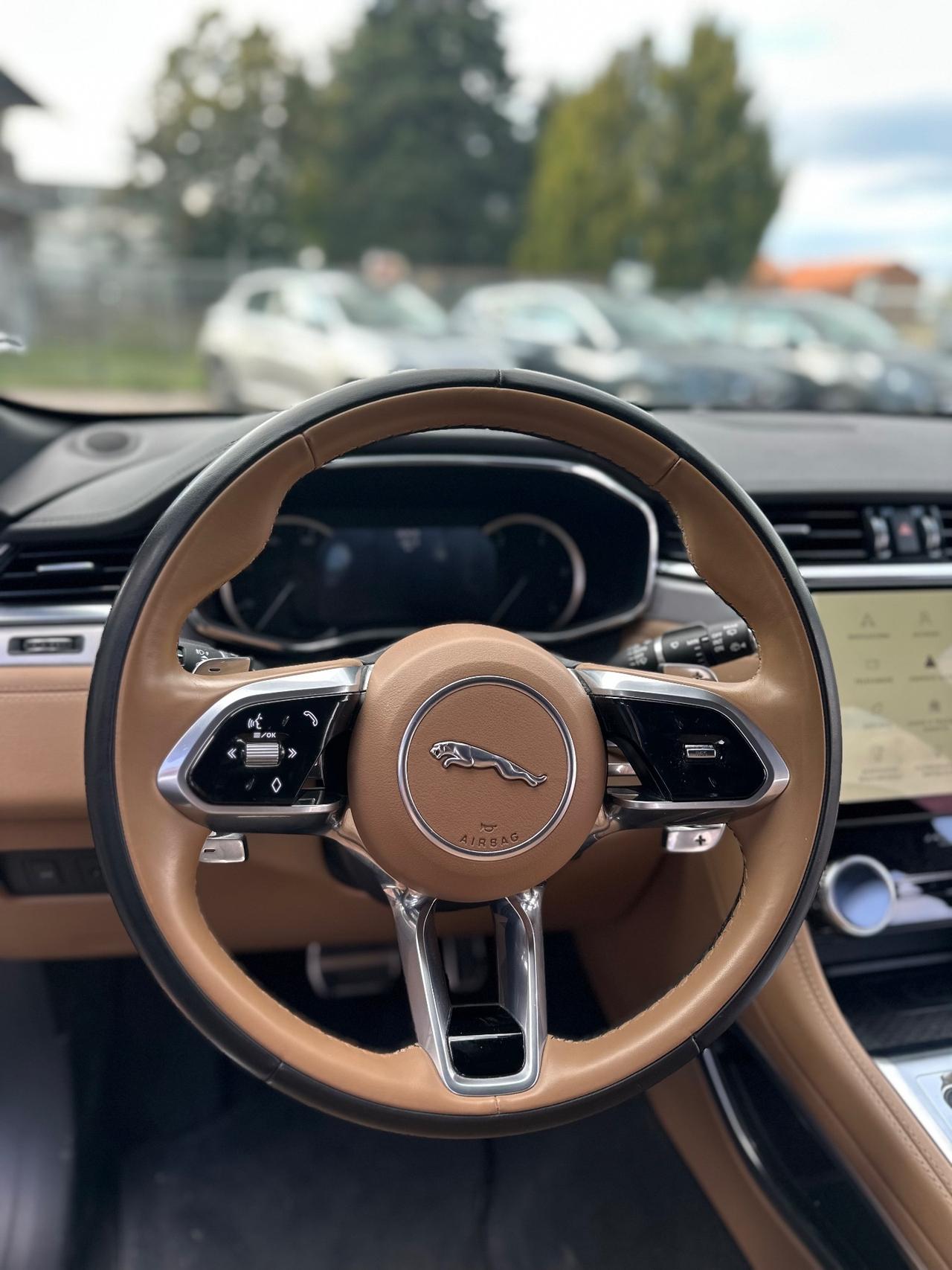 Jaguar F-Pace 2.0 D 163 CV AWD aut. SE