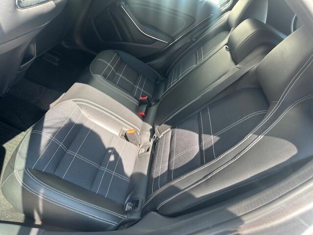MERCEDES A180 PREMIUM