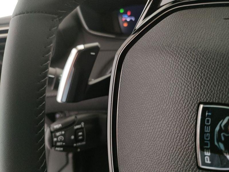 Peugeot 2008 2008 Hybrid 145 e-DCS6 Allure