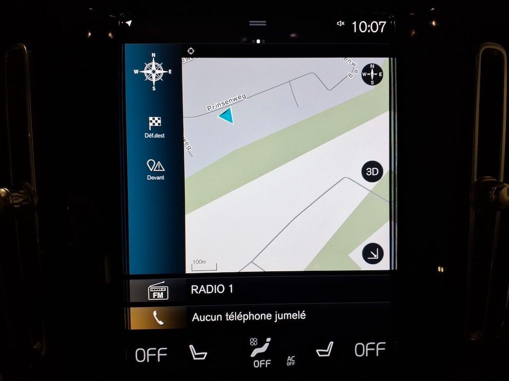 VOLVO XC40 1.5 T2 129CV GEARTRONIC CORE ( FARI LED - COCKPIT - CRUISE - NAVI - PDC - CERCHI 18 )