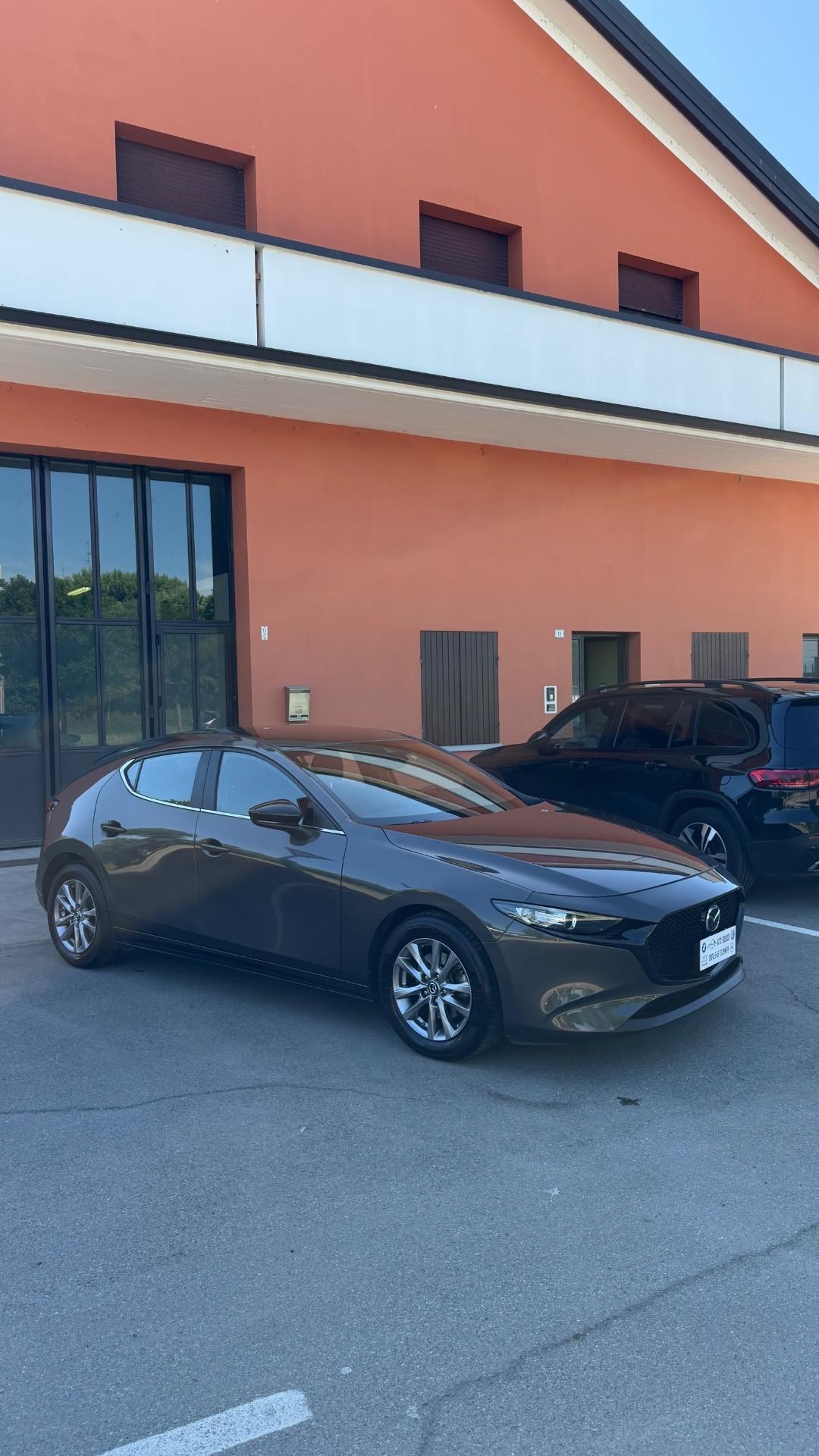 Mazda 3 1.8L Skyactiv-D Exclusive