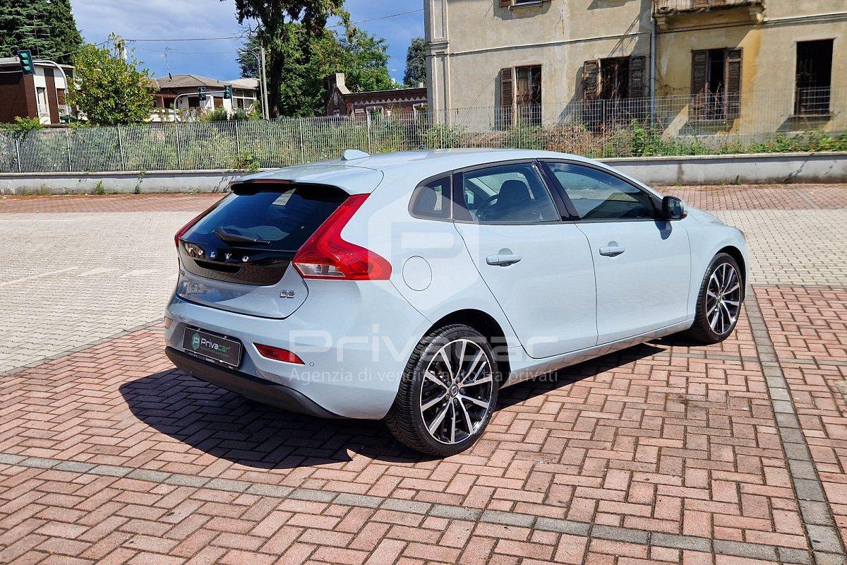 VOLVO V40 D2 Momentum