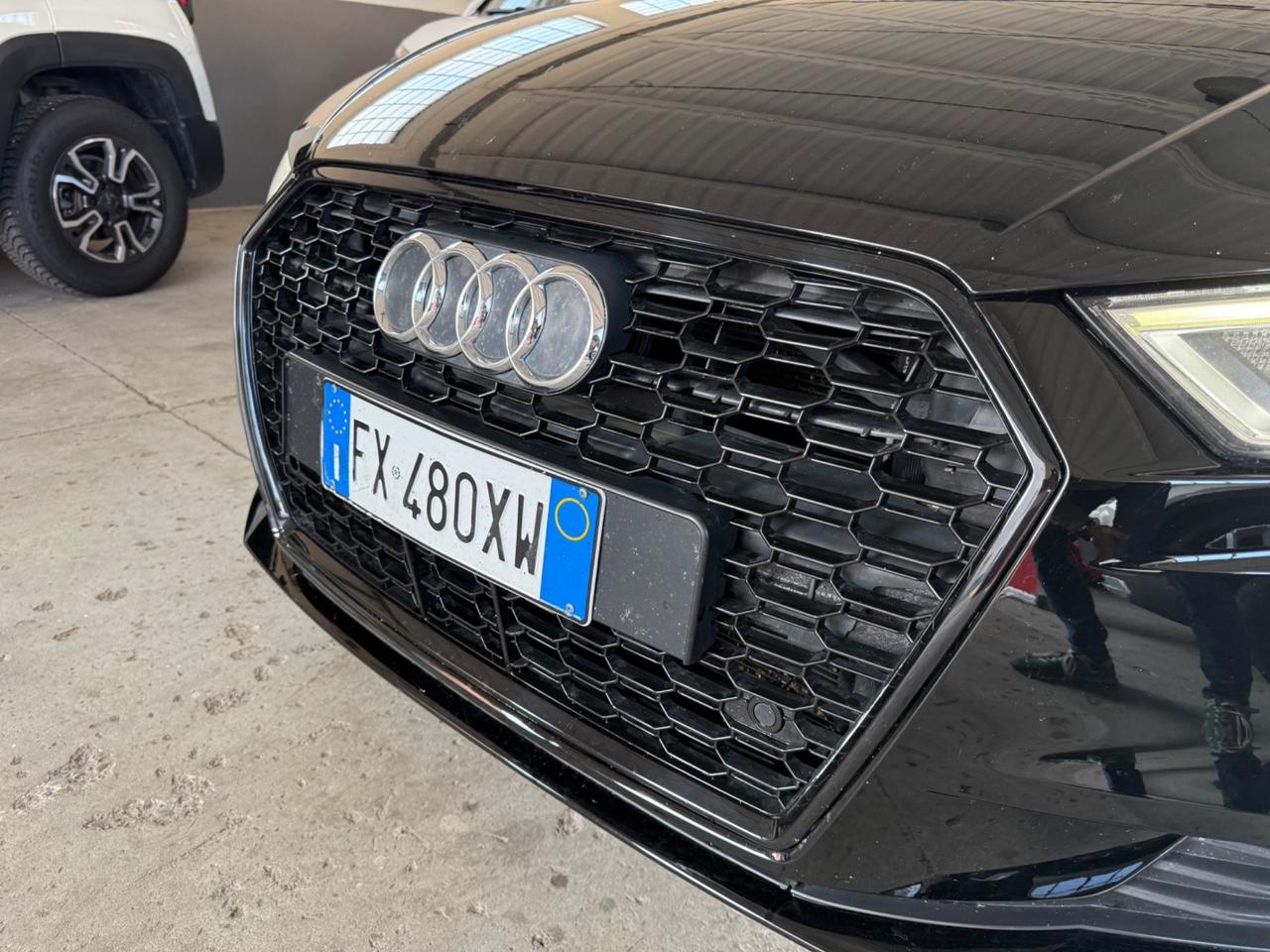 Audi A3 SPB 1.6 TDI Sport GRIGLIA RS VOLANTE S-Line