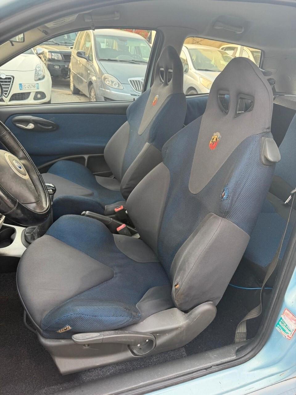 Fiat Punto 1.9 JTD 3 porte Sporting