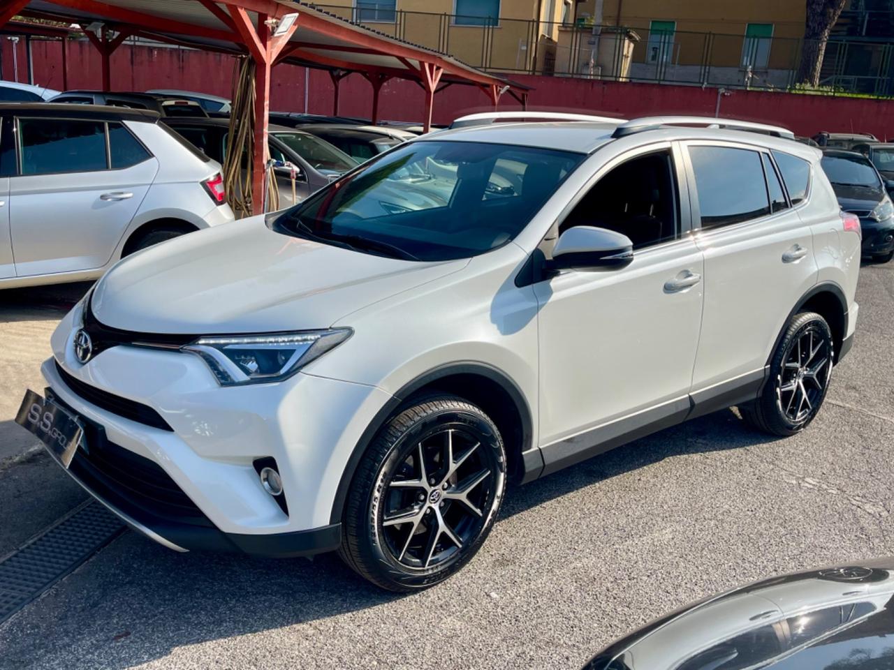 RAV 4 RAV4 2.2 D-CAT -Lounge-rate-unipro-garanzia