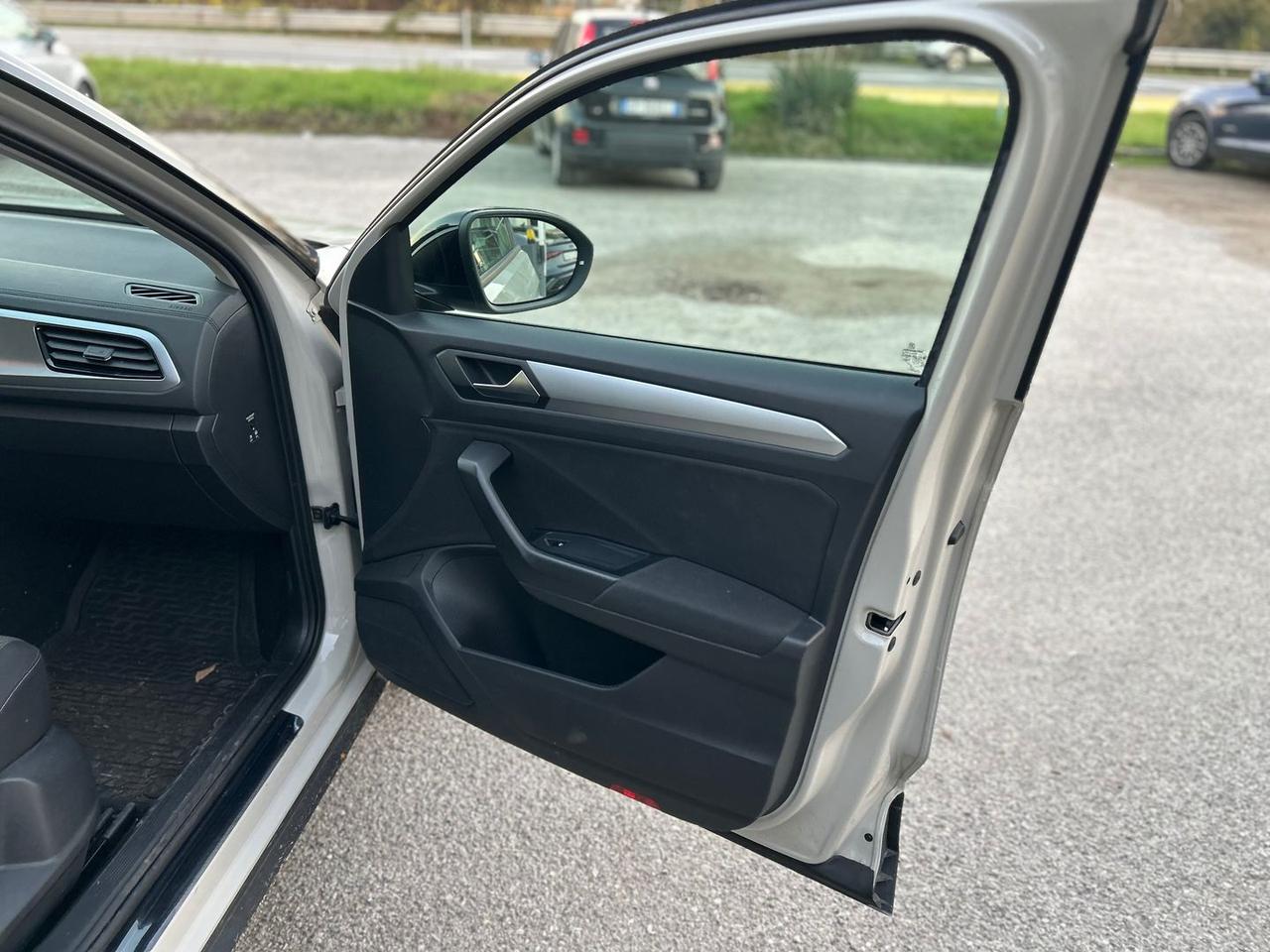 Volkswagen T-Roc Life 1.0 TSI #7689