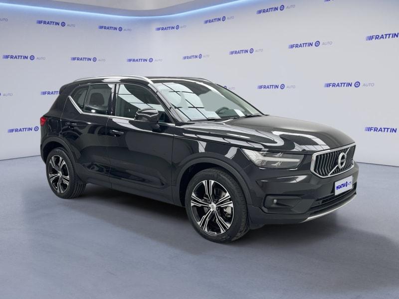 VOLVO XC40 T4 RECHARGE PLUG-IN HYBRID