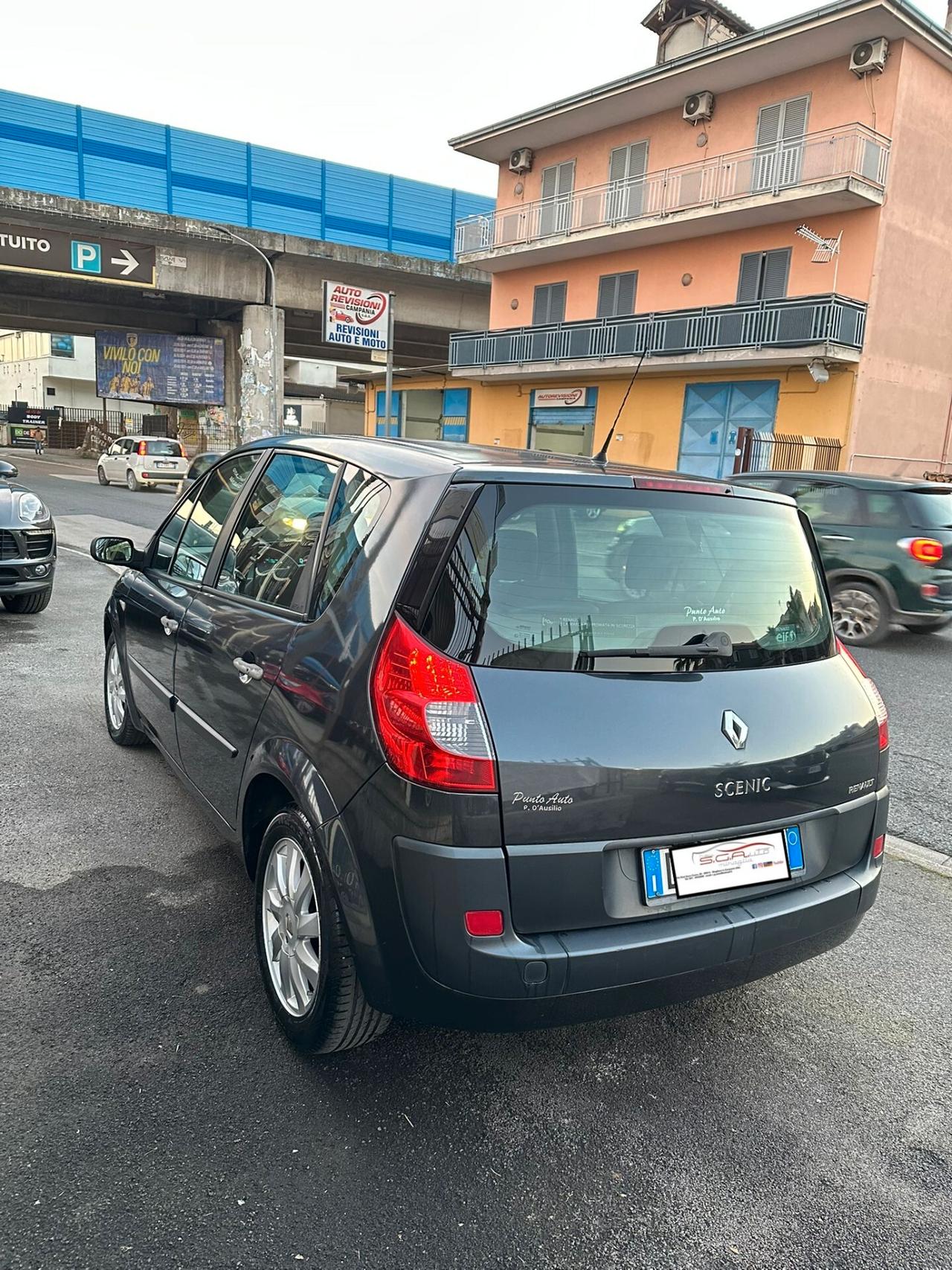 Renault Scenic Scénic 1.5 dCi/105CV Dynamique