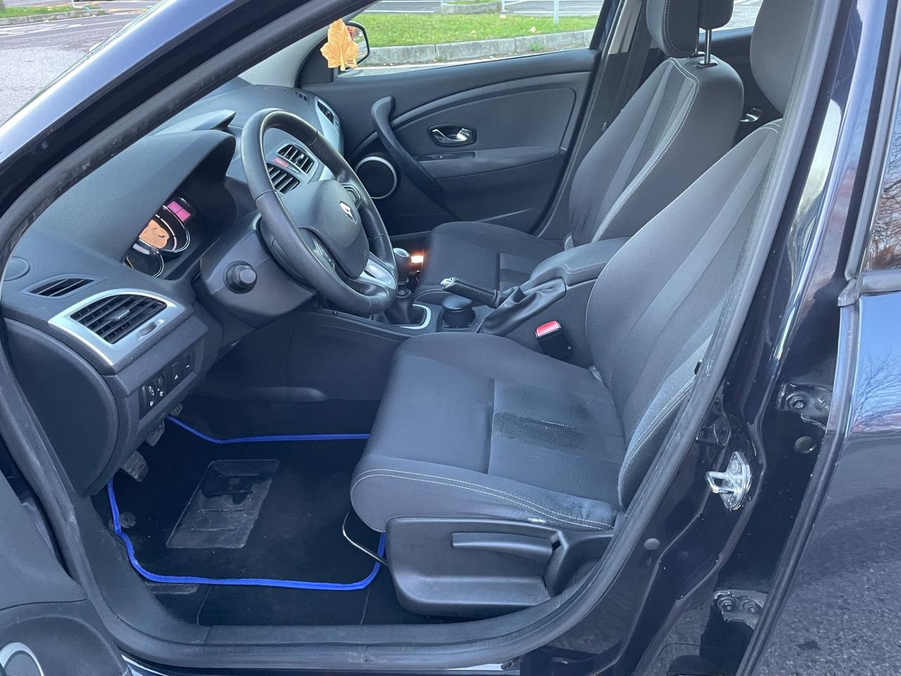 Renault Megane Mégane 1.4 TCe SporTour GT Line* Neo patentati *