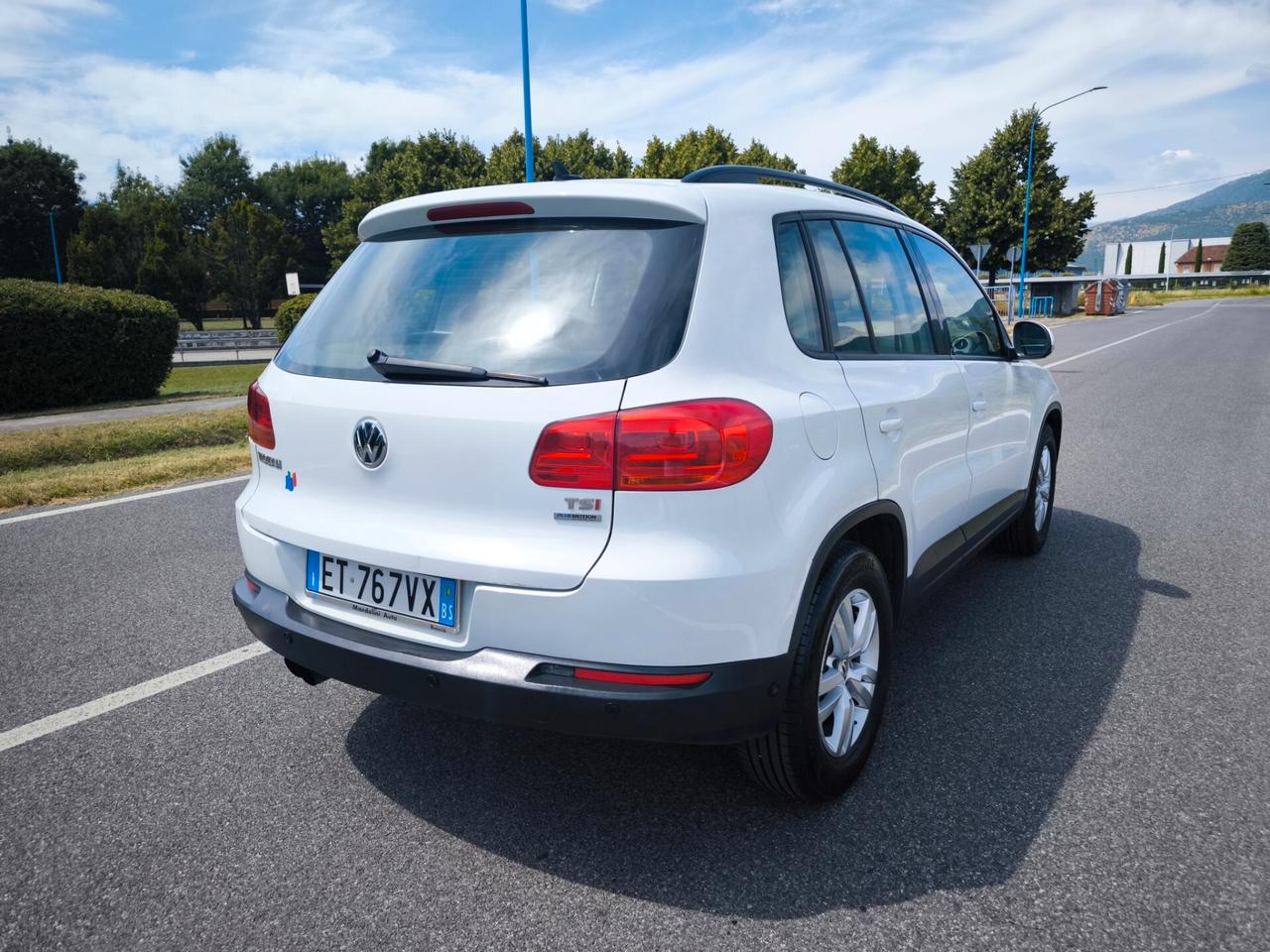 VOLKSWAGEN TIGUAN 1,4 TSI BENZINA 122 CV-OK NEOPATENTATI-GANCIO TRAINO
